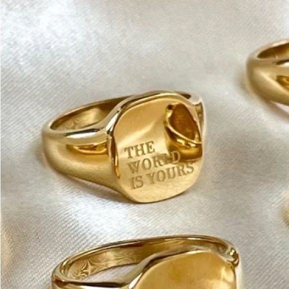 NEW! THE WORLD IS YOURS ENGRAVED GOLD RING - Picture 3 of 7